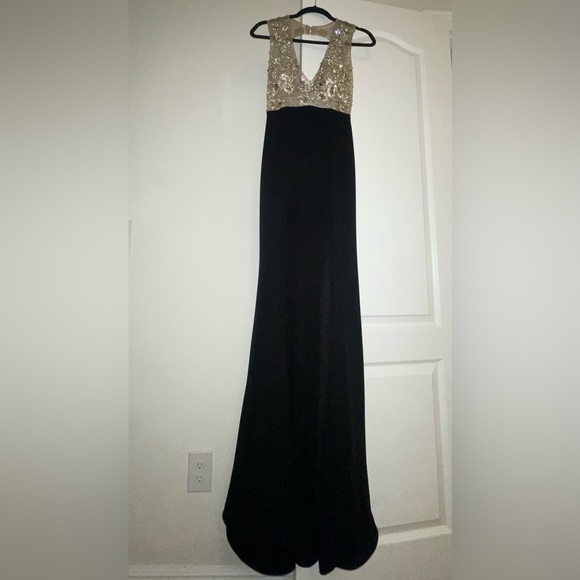 Alfabeta Dress with Rhinestones and High Silt - Picture 2 of 4